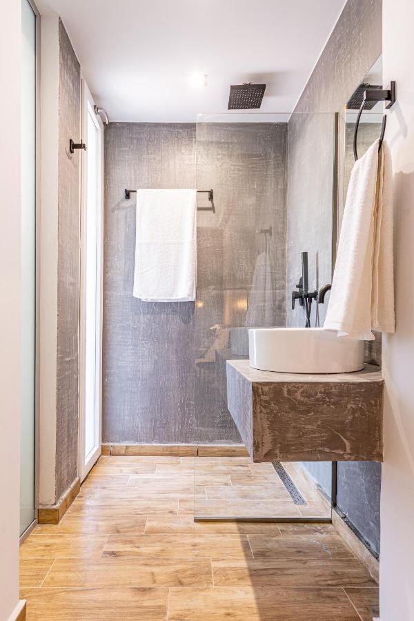 Queens Gem Luxury Villa - Private Heated Jacuzzi - Pool Hersonissos  Esterno foto