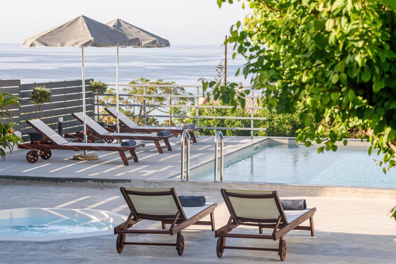 Queens Gem Luxury Villa - Private Heated Jacuzzi - Pool Hersonissos  Esterno foto